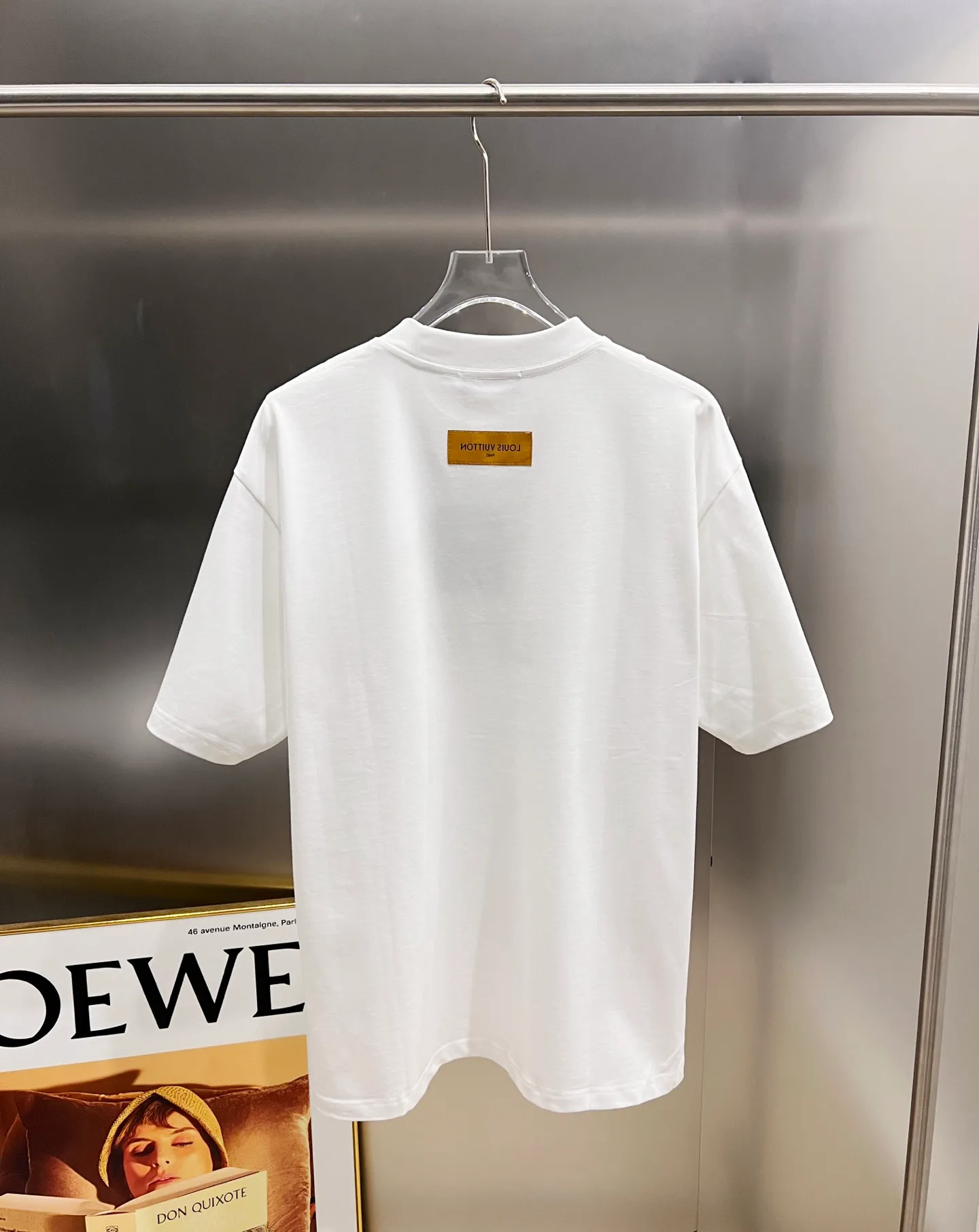 🅿️190 1v Louis* 2025 autumn and winter new style classic letter three-dimensional craft design high-end version! Highly breathable and comfortable, customized double yarn plain cotton fabric. Short-sleeved T-shirt. Same style for men and women. Sizes S M L XL XXL Five sizes black white
